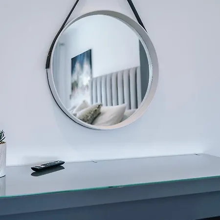 Centre, 3 Bed, Free Parking, Private Terrace Appartement