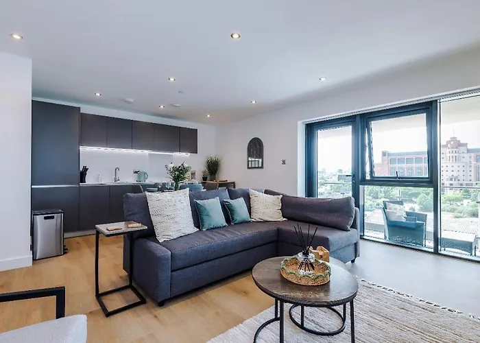 Centre, 3 Bed, Free Parking, Private Terrace Lägenhet