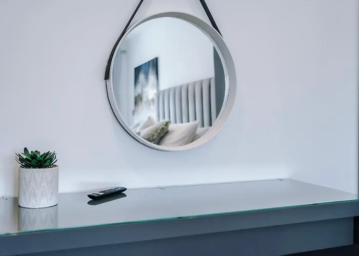 Centre, 3 Bed, Free Parking, Private Terrace Appartement